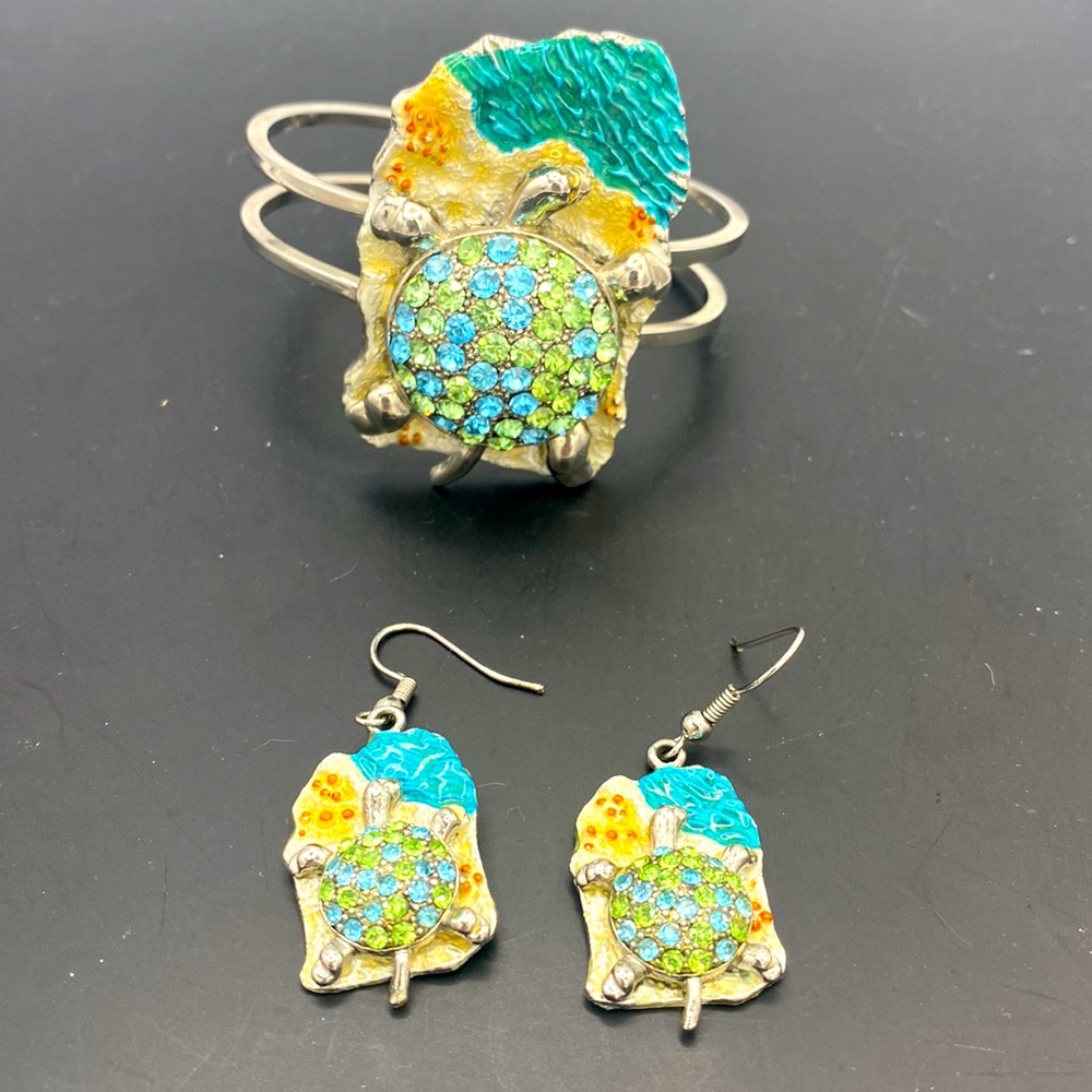 Turtle Rhinestone Enamel Clamper Bracelet Earring Set